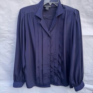 David Matthew // vintage pleated front button down silk like shirt size 14 wk1
